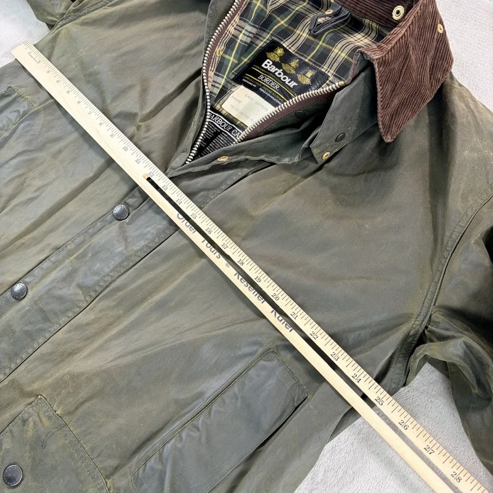 Vintage Barbour A200 Border Wax Jacket C42/107CM Sage Green Country England 80s
